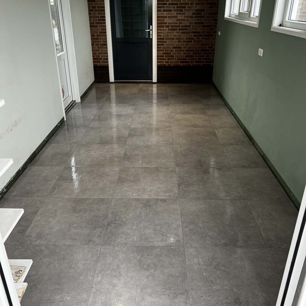 tegelvloer-eindresultaat-oosterwierum-ads-bouw