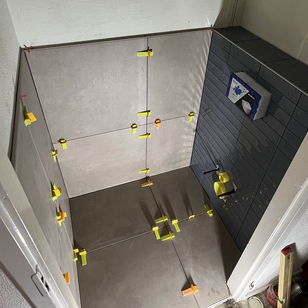 toiletrenovatie-tegels-plaatsen-sneek-ads-bouw